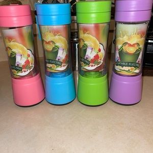 Portable electric on the go blenders